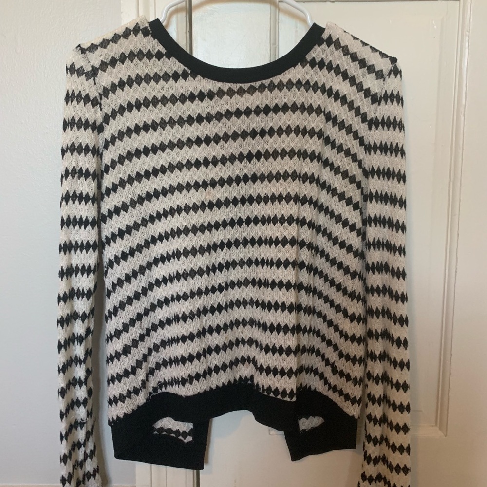 Open back long sleeve shirt